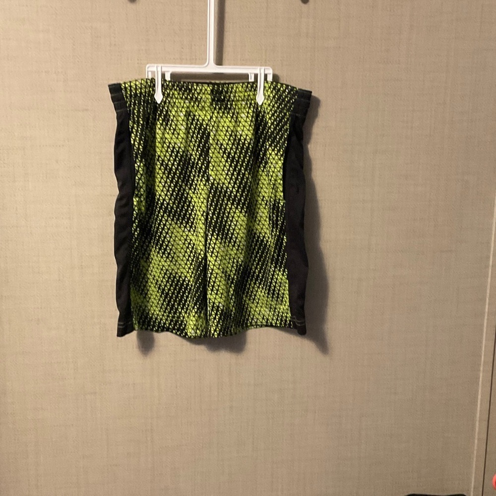 Xersion Kids Green and Black Shorts